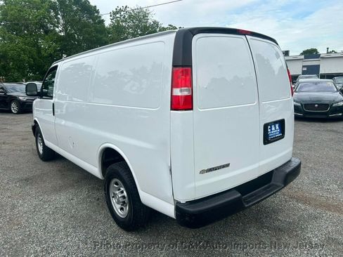 Used 2021 Chevrolet Express 2500 w/ Driver Convenience Package RWD image 14