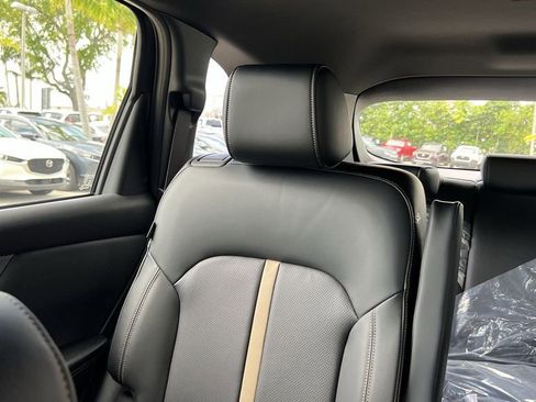 New 2025 MAZDA CX-90 3.3 Turbo w/ Premium Plus Pkg image 18