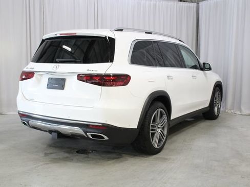 Used 2024 Mercedes-Benz GLS 450 4MATIC image 27