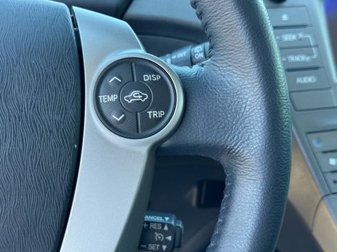 Used 2015 Toyota Prius Four image 25