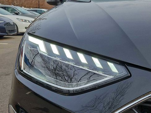 Used 2023 Audi A4 2.0T Premium w/ Convenience Package image 28