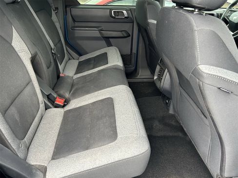 Used 2025 Ford Bronco Big Bend image 9