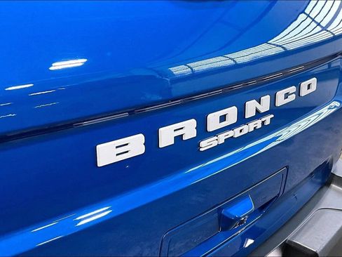 Certified 2025 Ford Bronco Sport Badlands AWD/4WD image 8