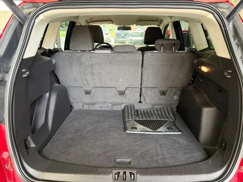 Used 2017 Ford Escape SE w/ Equipment Group 201A AWD/4WD image 25