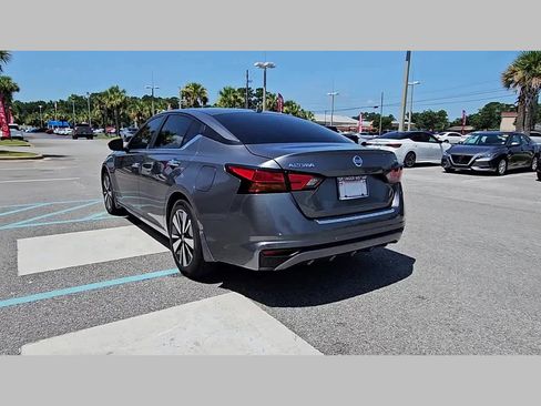 Used 2022 Nissan Altima 2.5 SV image 29