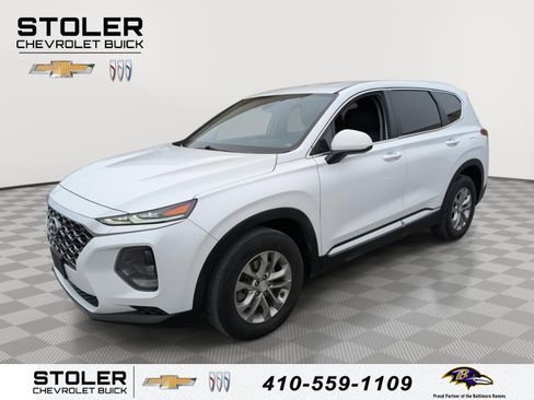 Used 2020 Hyundai Santa Fe SE image 1