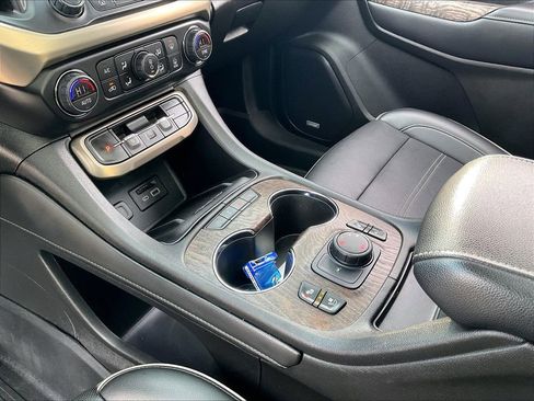 Used 2021 GMC Acadia Denali w/ Denali Ultimate Package image 20