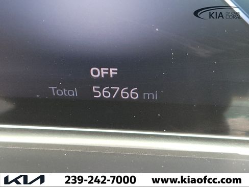 Used 2023 BMW X7 xDrive40i AWD/4WD image 29