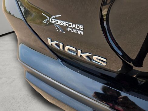 Used 2025 Nissan Kicks Play S w/ Interior Electronics Package FWD image 31