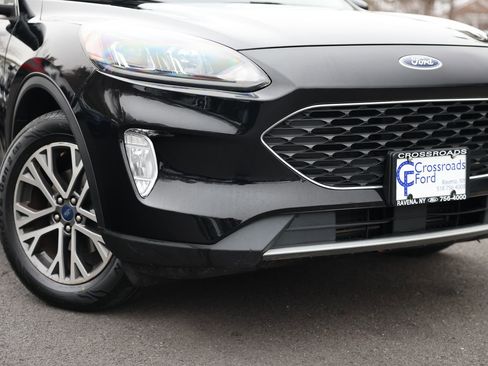 Certified 2022 Ford Escape SEL image 34