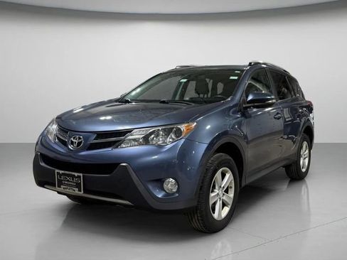 Used 2013 Toyota RAV4 XLE FWD image 10