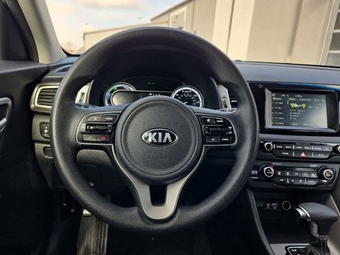 Used 2018 Kia Niro LX image 21