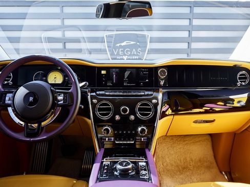 Used 2025 Rolls-Royce Cullinan image 58