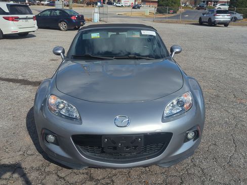 Used 2015 MAZDA MX-5 Miata Sport w/ Convenience Package image 11