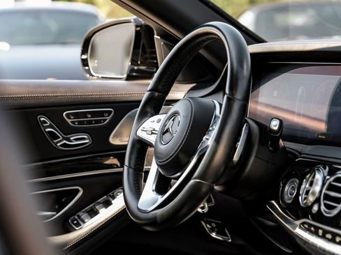 Used 2019 Mercedes-Benz S 560 4MATIC Sedan image 12