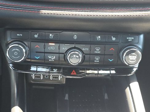 Used 2025 Dodge Durango R/T AWD/4WD image 22