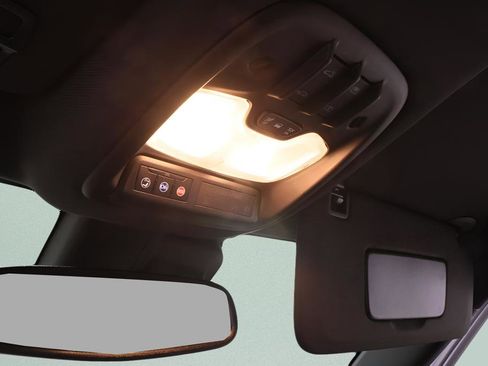 Used 2022 Chevrolet TrailBlazer ACTIV w/ Sun and Liftgate Package image 16