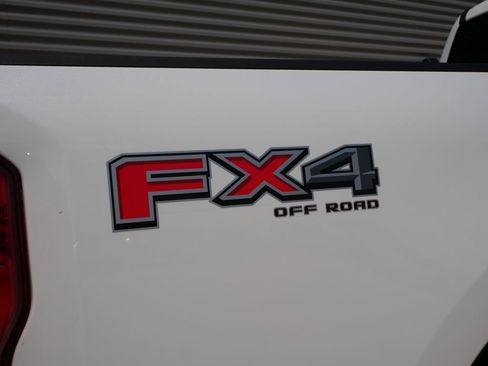 New 2026 Ford F350 Platinum w/ FX4 Off-Road Package AWD/4WD image 9