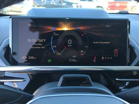 New 2024 GMC Sierra EV Denali image 12