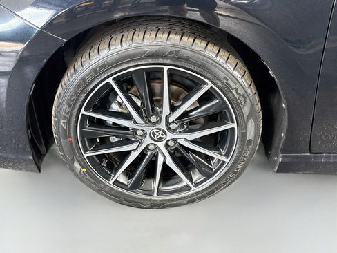 Used 2024 Toyota Camry SE w/ Convenience Package FWD image 38