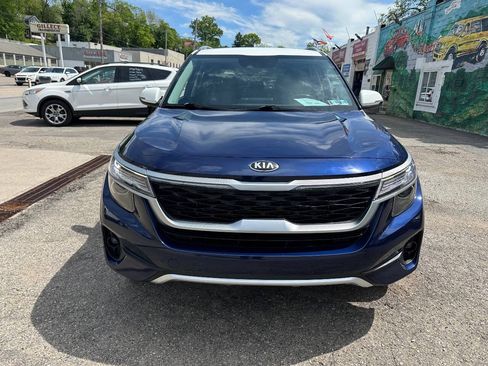 Used 2021 Kia Seltos S AWD/4WD image 2
