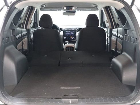 Used 2023 Hyundai Tucson SEL FWD image 32