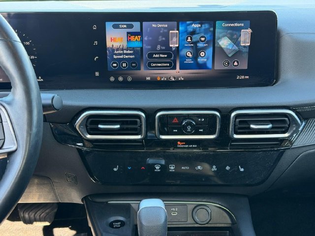 Used 2026 Nissan Sentra SV w/ SV Convenience Package FWD image 16