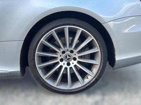 Used 2017 Mercedes-Benz SL 550 image 6