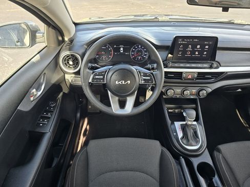 Used 2023 Kia Forte LXS FWD image 13