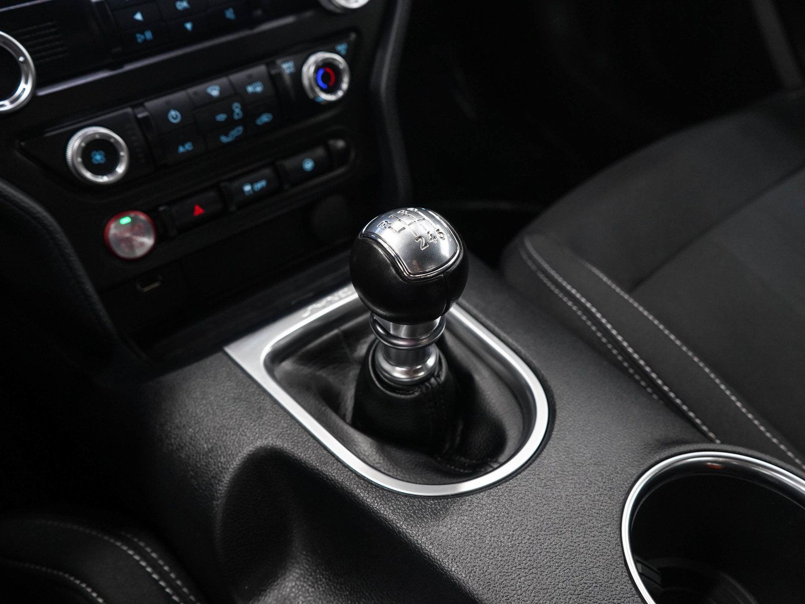 Used 2022 Ford Mustang GT RWD image 23