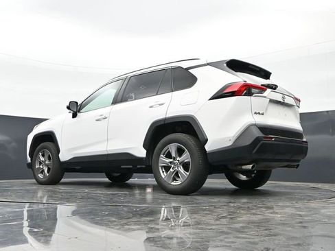 Used 2024 Toyota RAV4 XLE FWD image 40