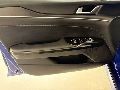 Used 2025 Kia K5 GT-Line image 11