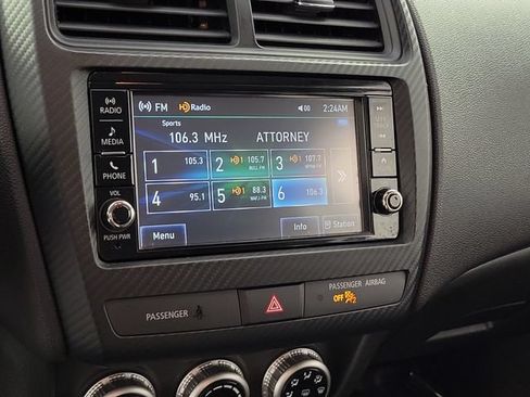 Used 2025 Mitsubishi Outlander Sport ES AWD/4WD image 28