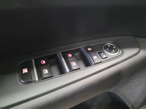 Used 2024 Kia Forte LXS FWD image 27
