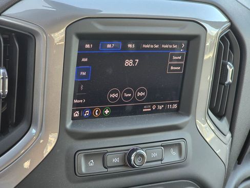 Certified 2024 GMC Sierra 2500 Pro w/ Convenience Package image 8