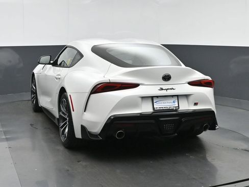 Used 2022 Toyota Supra RWD image 5