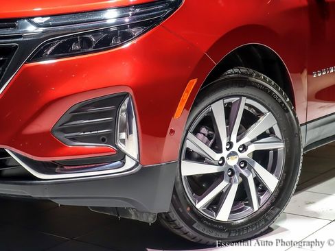 Used 2023 Chevrolet Equinox Premier image 5