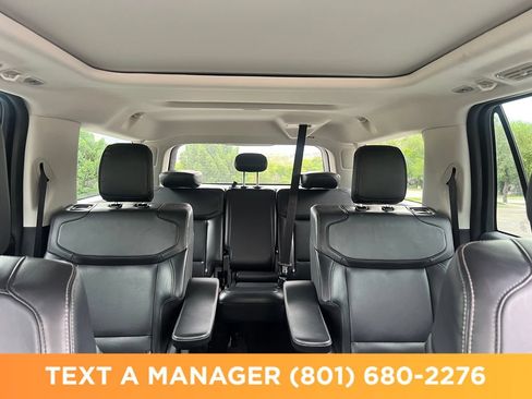 Used 2025 Ford Expedition Max Platinum AWD/4WD image 15