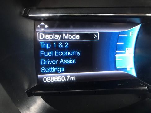 Used 2019 Ford Explorer XLT w/ Equipment Group 202A image 19