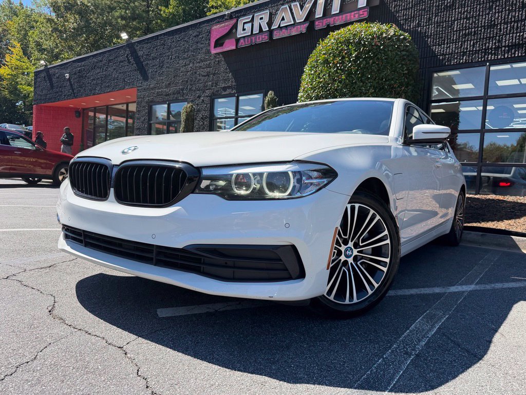 Used 2019 BMW 530e w/ Convenience Package RWD image 2