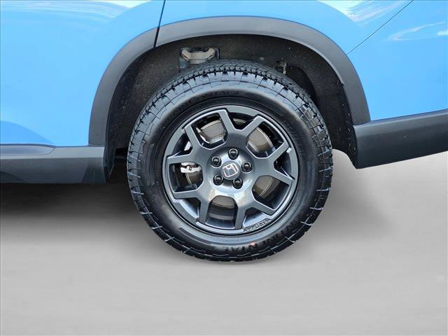 Used 2025 Honda Pilot TrailSport image 8