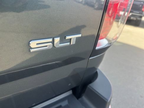 Used 2015 GMC Canyon SLT image 12