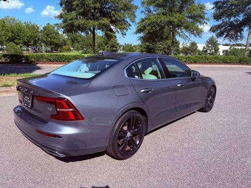 Used 2019 Volvo S60 T5 Inscription FWD image 16