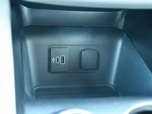 Used 2026 Ford Explorer Active w/ Active Comfort Package image 33