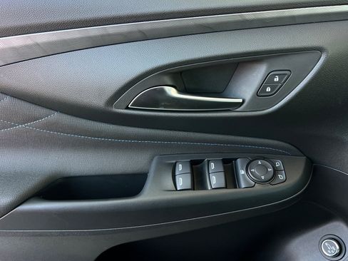 New 2026 Buick Envista Sport Touring w/ Convenience I Package FWD image 9