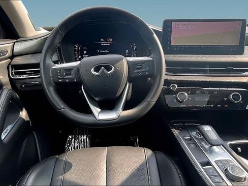 Certified 2026 INFINITI QX60 Luxe w/ Cargo Package AWD/4WD image 8