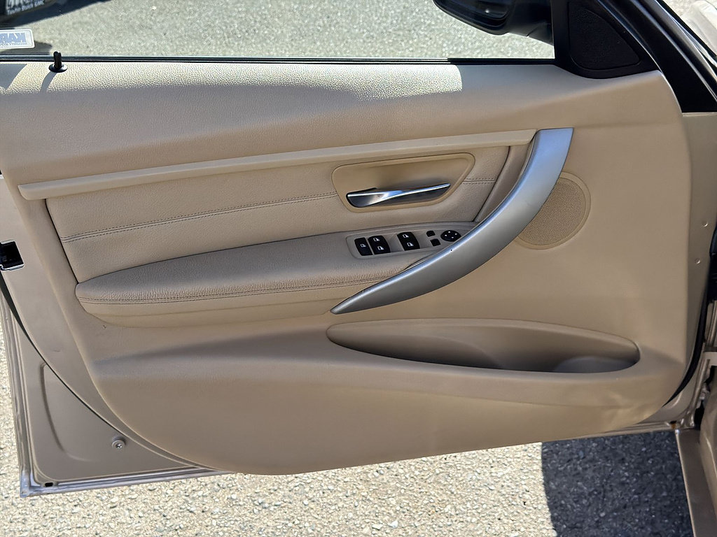 Used 2013 BMW 328i Sedan RWD image 20