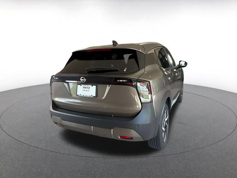 Used 2026 Nissan Kicks SV w/ Cold Weather Package FWD image 15
