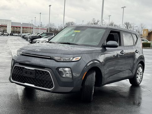 Used 2020 Kia Soul LX image 15