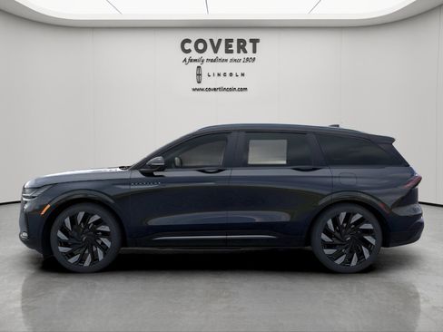 New 2026 Lincoln Nautilus Reserve w/ Jet Appearance Package image 3